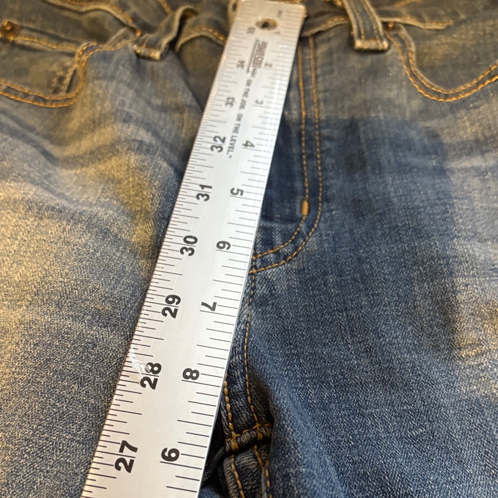 Levi's Women's High Rise Boot Cut Jeans in Dark Blue - Picture 5 of 6